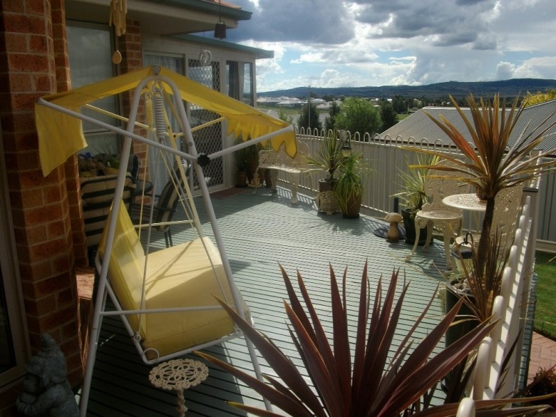 13 Stinson Street, Bathurst NSW 2795