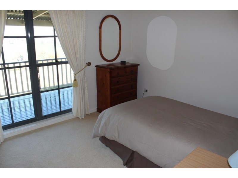 51 Hartwood Avenue, Bathurst NSW 2795