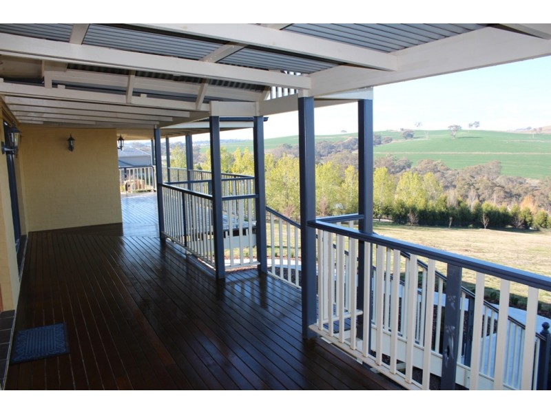 51 Hartwood Avenue, Bathurst NSW 2795