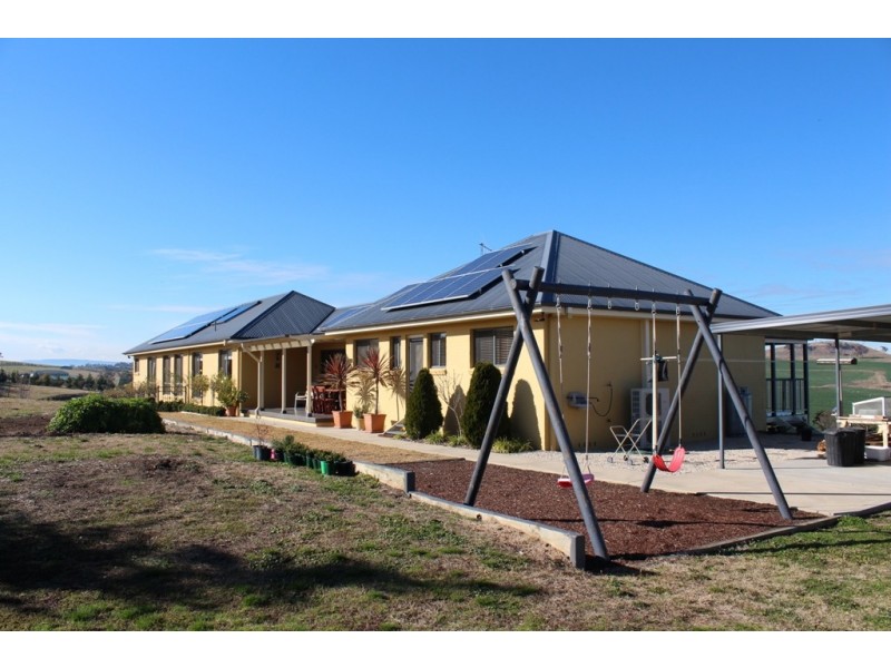 51 Hartwood Avenue, Bathurst NSW 2795