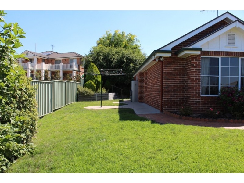 15 Cherrywood Crescent, Bathurst NSW 2795