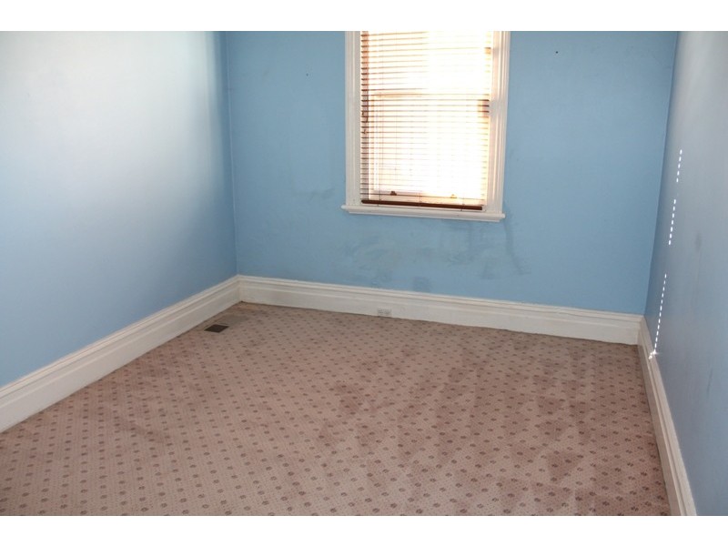 166 Rocket Street, Bathurst NSW 2795