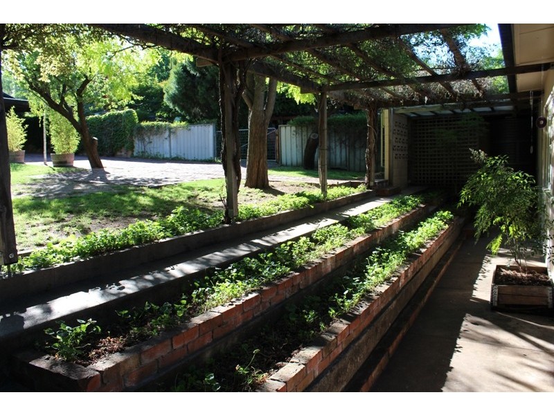 166 Rocket Street, Bathurst NSW 2795