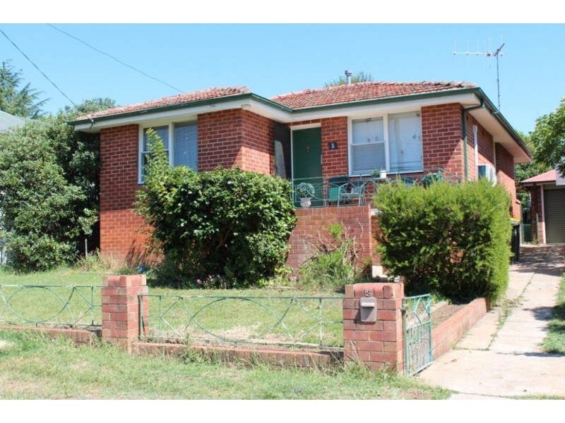 5 Harris Street, Bathurst NSW 2795