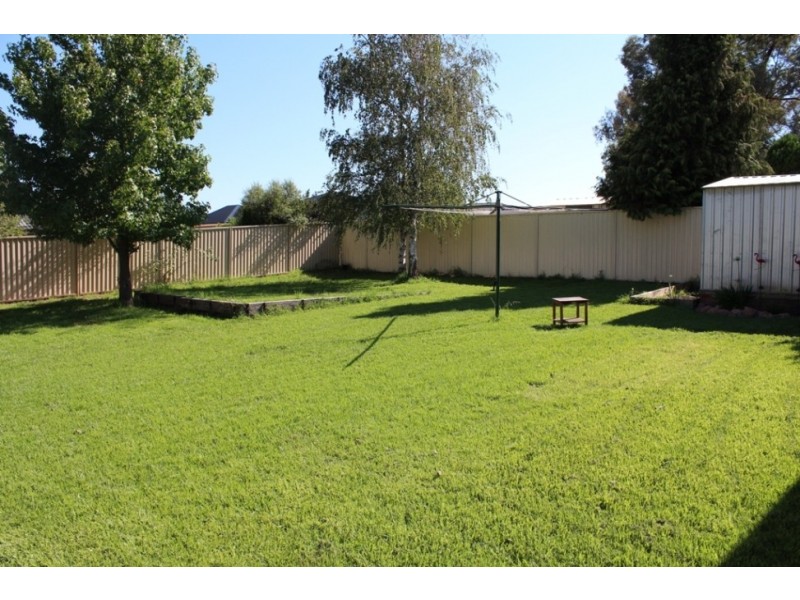 54 Alcheringa Road, Bathurst NSW 2795