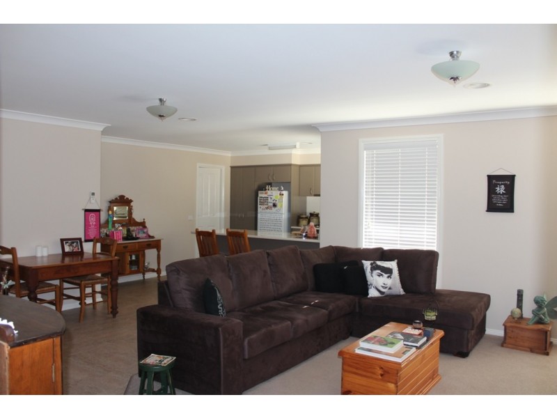 164a and164b Piper Street, Bathurst NSW 2795