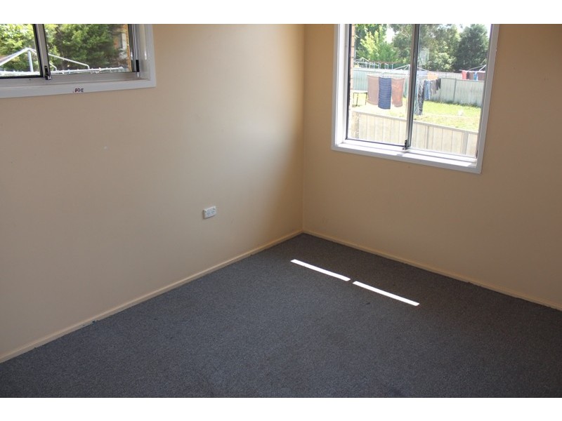 8 Tyndall Street, Bathurst NSW 2795