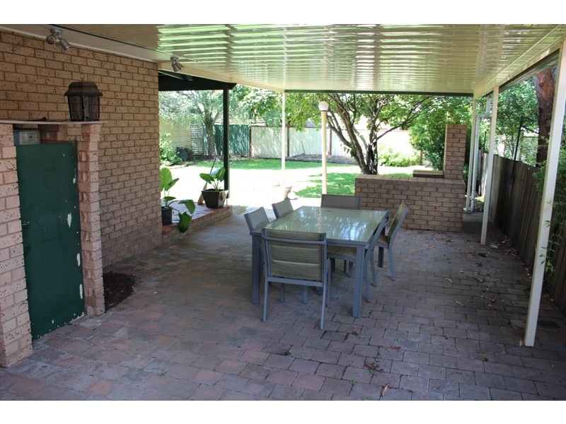 25 Halsted Street, Bathurst NSW 2795