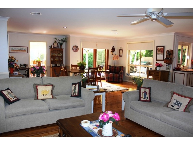 4 Dunoon Place, Abercrombie NSW 2795