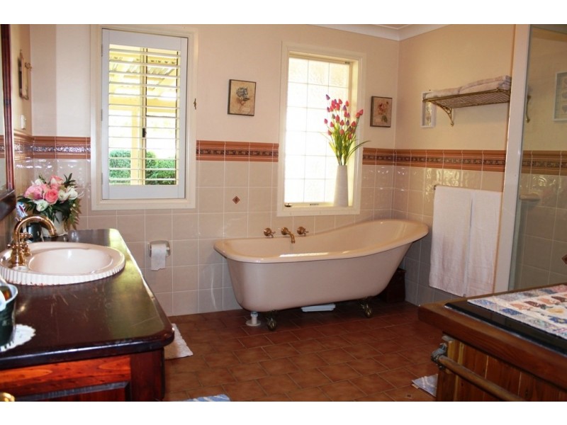 4 Dunoon Place, Abercrombie NSW 2795