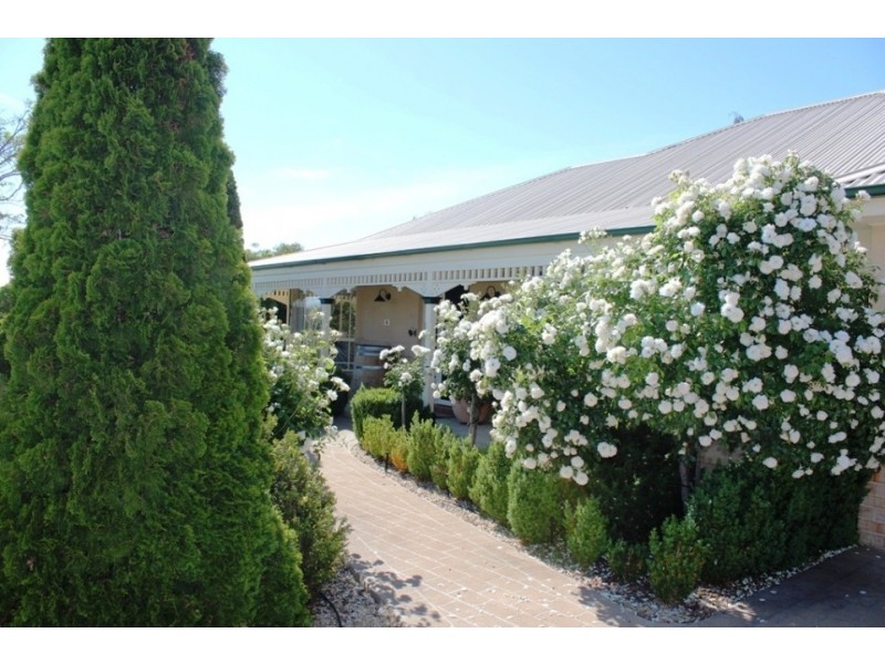 4 Dunoon Place, Abercrombie NSW 2795