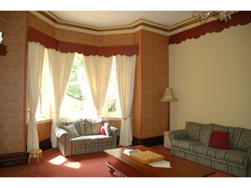 294 Russell Street, Bathurst NSW 2795