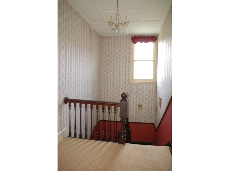 294 Russell Street, Bathurst NSW 2795