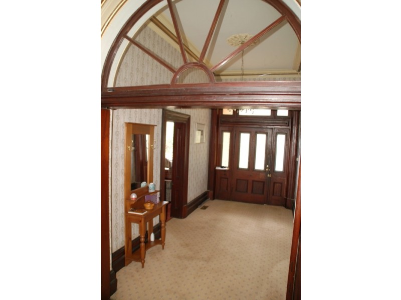 294 Russell Street, Bathurst NSW 2795