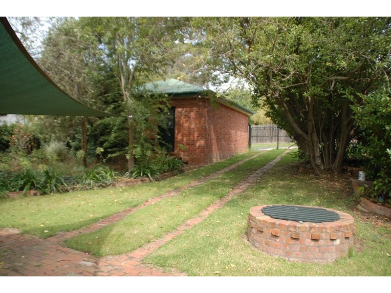 294 Russell Street, Bathurst NSW 2795