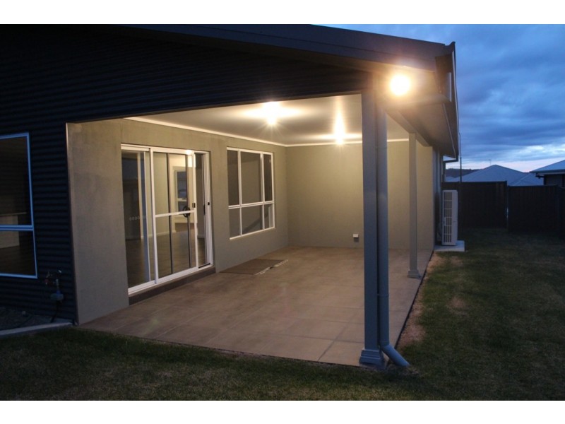 3 Mulley Close, Bathurst NSW 2795