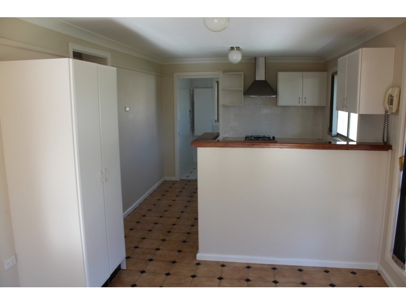 17 Park Street, Eglinton NSW 2795