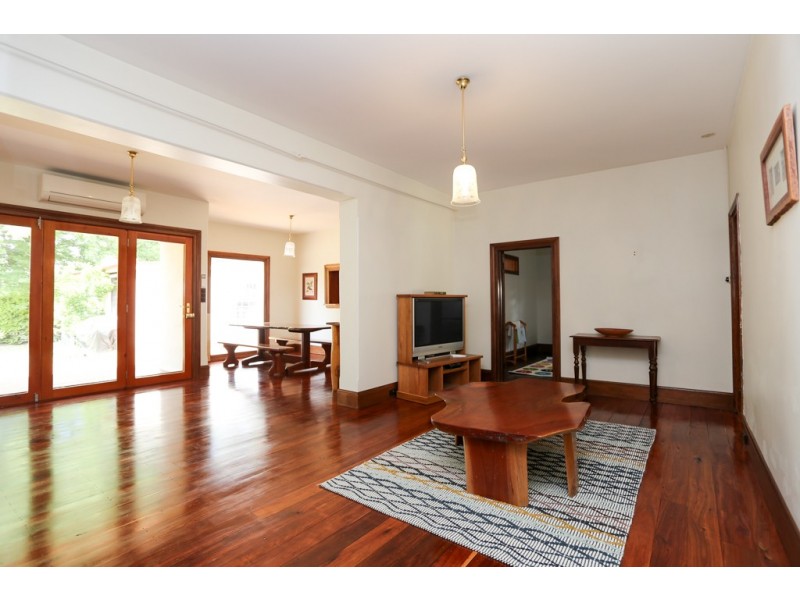 145 Russell Street, Bathurst NSW 2795