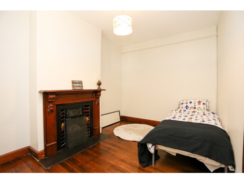 145 Russell Street, Bathurst NSW 2795