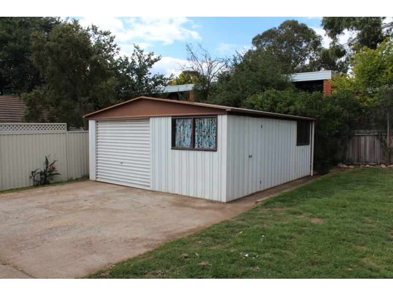 13 Gilmour Street, Bathurst NSW 2795