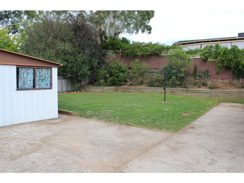 13 Gilmour Street, Bathurst NSW 2795