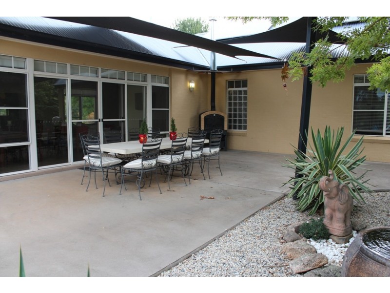 108 Marys Lane, Bathurst NSW 2795