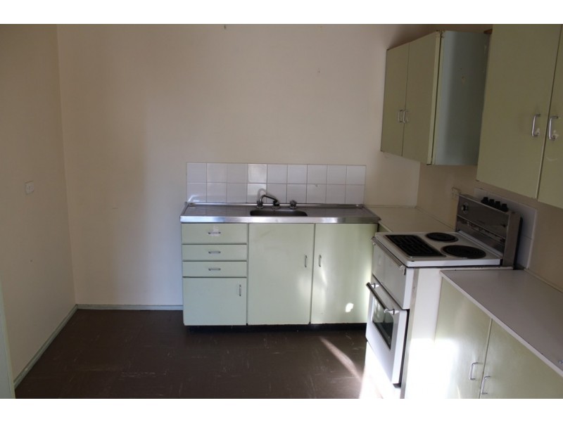 21 Stack Street, Bathurst NSW 2795