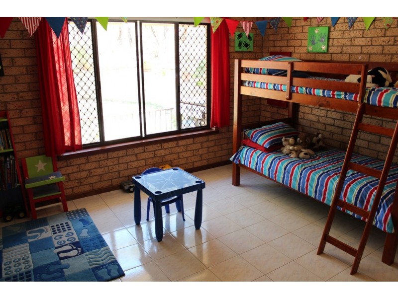 85 Walang Drive, Bathurst NSW 2795