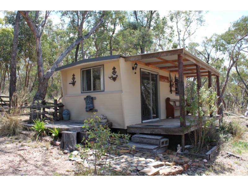 85 Walang Drive, Bathurst NSW 2795