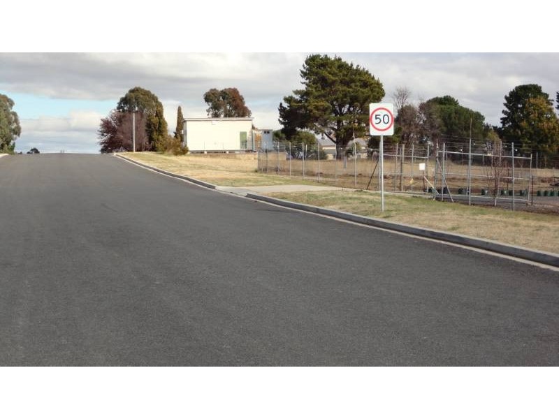 61a Sydney Road, Bathurst NSW 2795