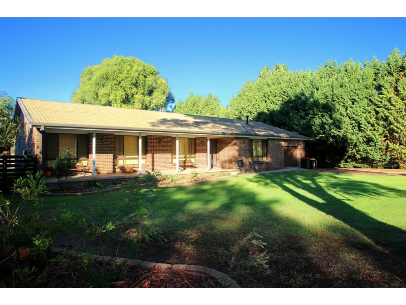 11 Leo Grant Drive, Kelso NSW 2795