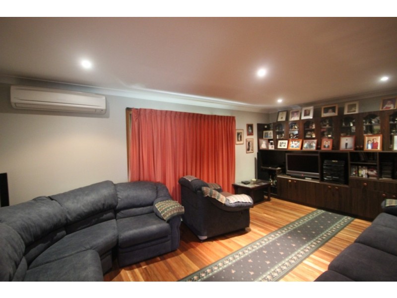 11 Leo Grant Drive, Kelso NSW 2795