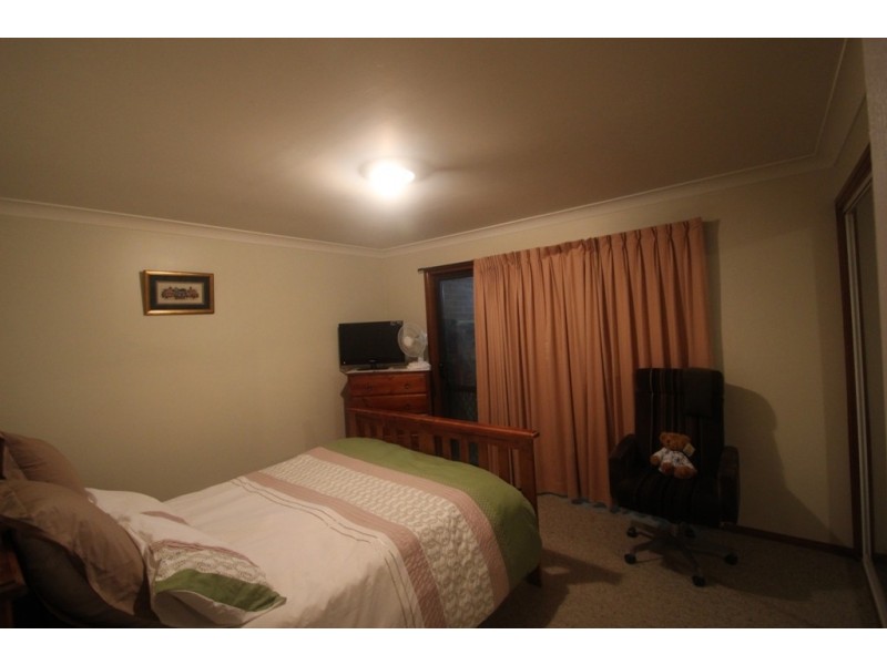 11 Leo Grant Drive, Kelso NSW 2795