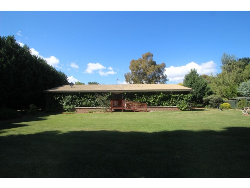 11 Leo Grant Drive, Kelso NSW 2795