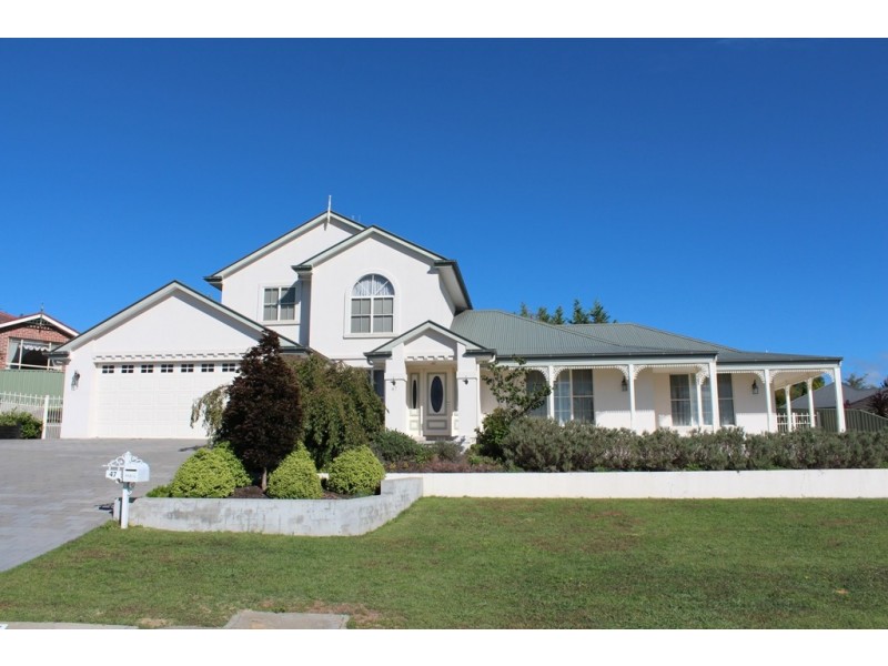 47 Cedar Drive, Bathurst NSW 2795