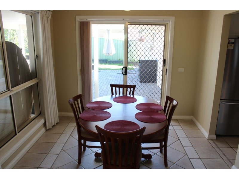 47 Cedar Drive, Bathurst NSW 2795