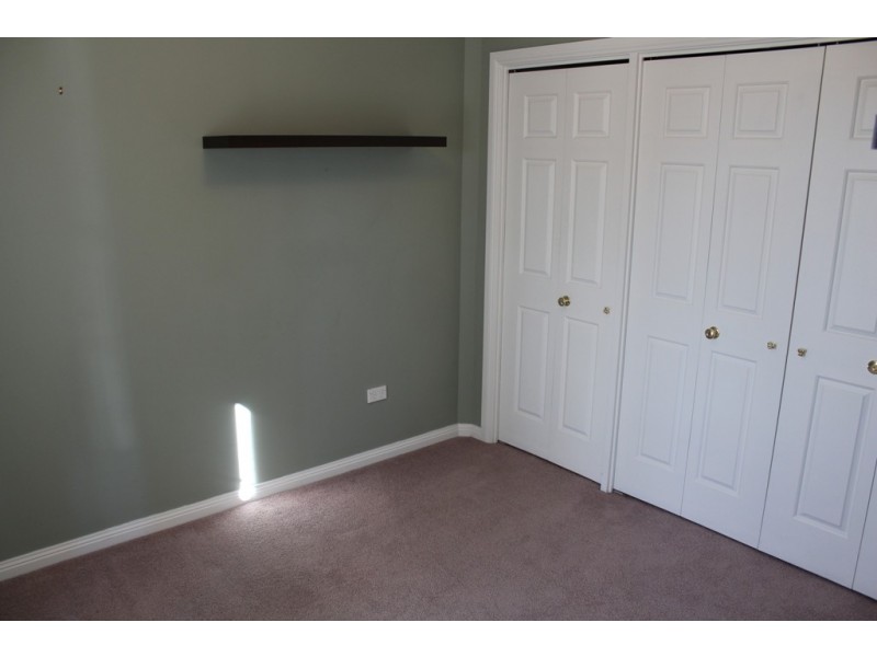 47 Cedar Drive, Bathurst NSW 2795