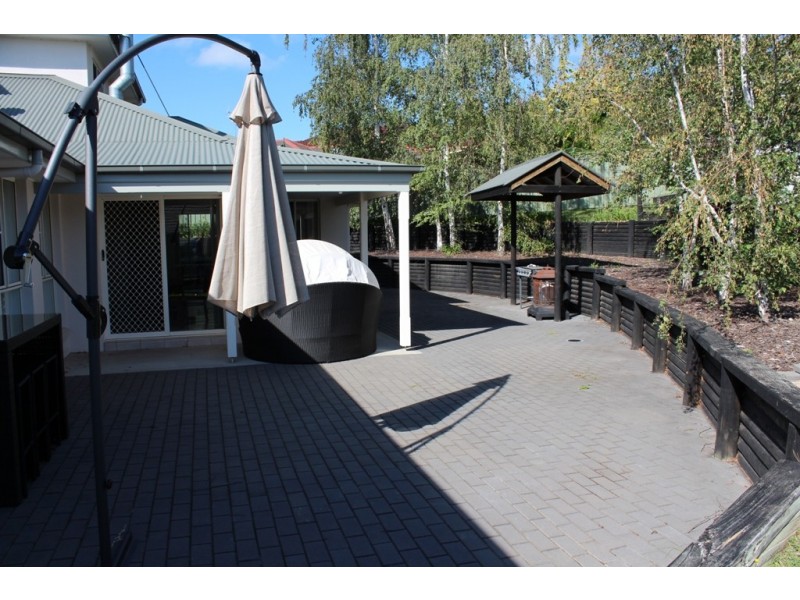 47 Cedar Drive, Bathurst NSW 2795