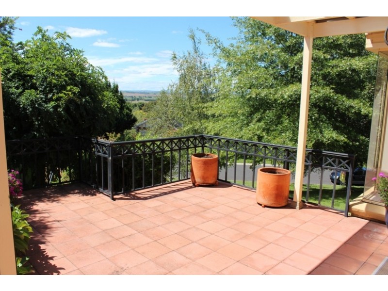 20 Cherrywood Crescent, Bathurst NSW 2795