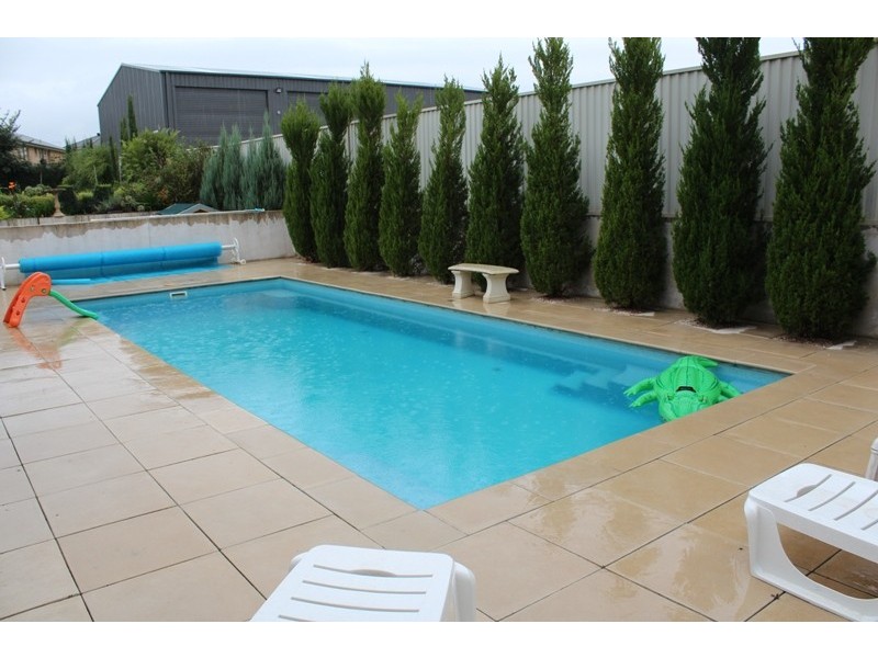 7 Tweed Parade, Bathurst NSW 2795