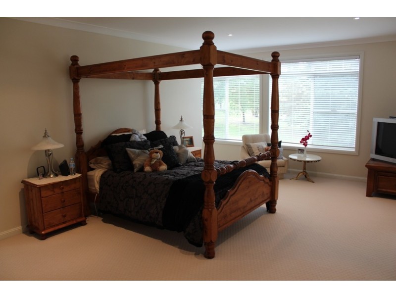 108 Marys Lane, Bathurst NSW 2795
