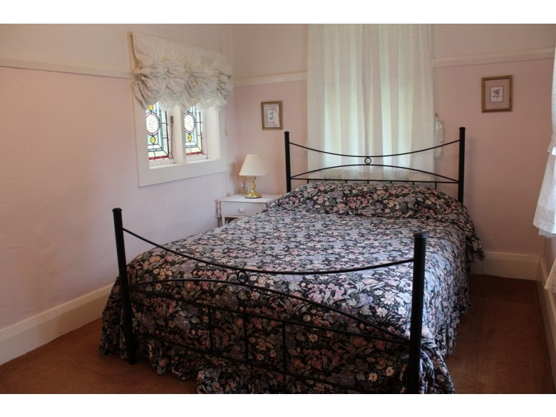 108 Marys Lane, Bathurst NSW 2795