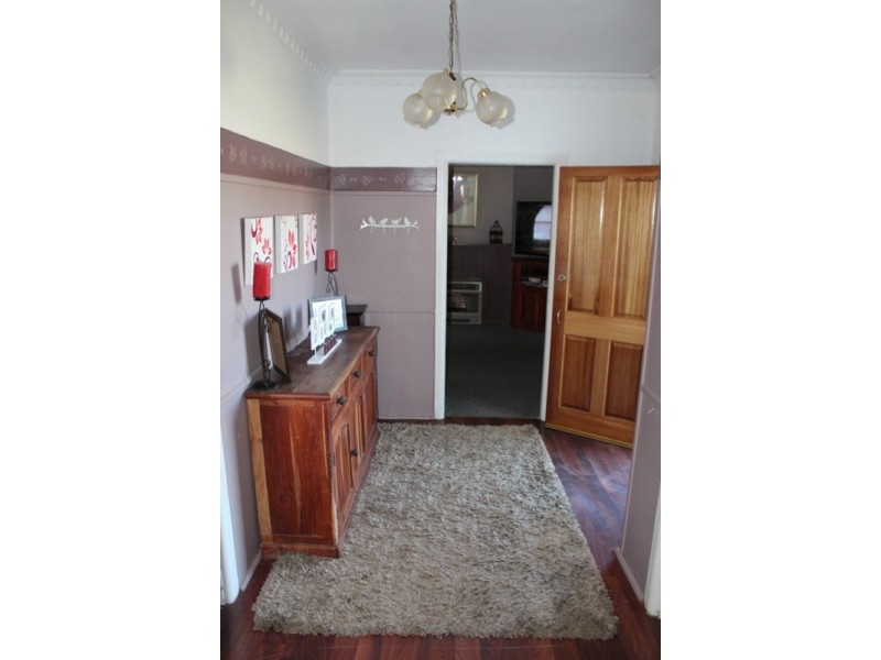 90 Sydney Road, Kelso NSW 2795