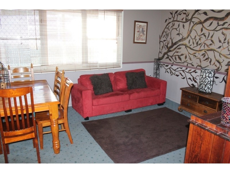 90 Sydney Road, Kelso NSW 2795