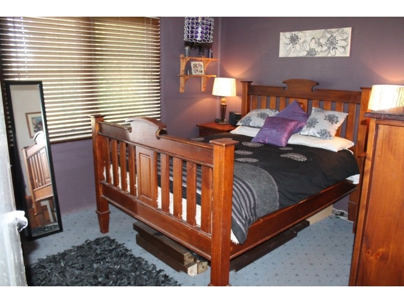 90 Sydney Road, Kelso NSW 2795