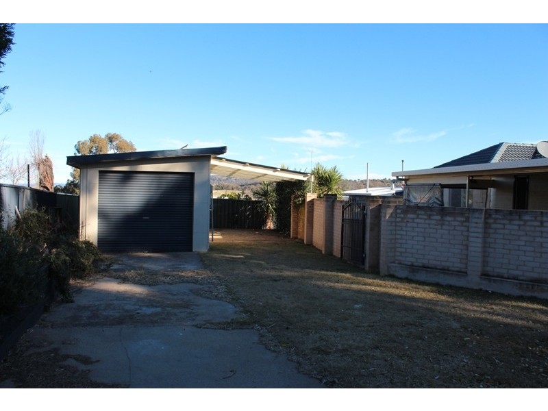 2 Cutler Street, Bathurst NSW 2795