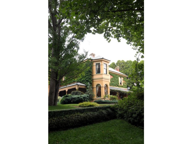 275-281 Keppel Street, Bathurst NSW 2795