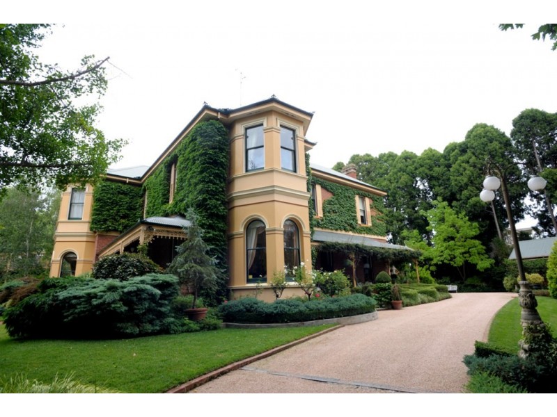 275-281 Keppel Street, Bathurst NSW 2795