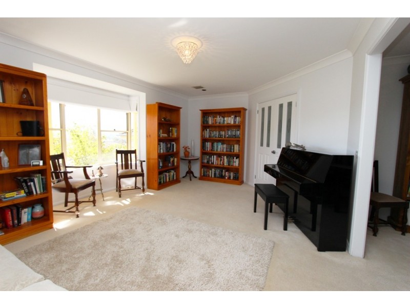 3 Cherrywood Crescent, Llanarth NSW 2795