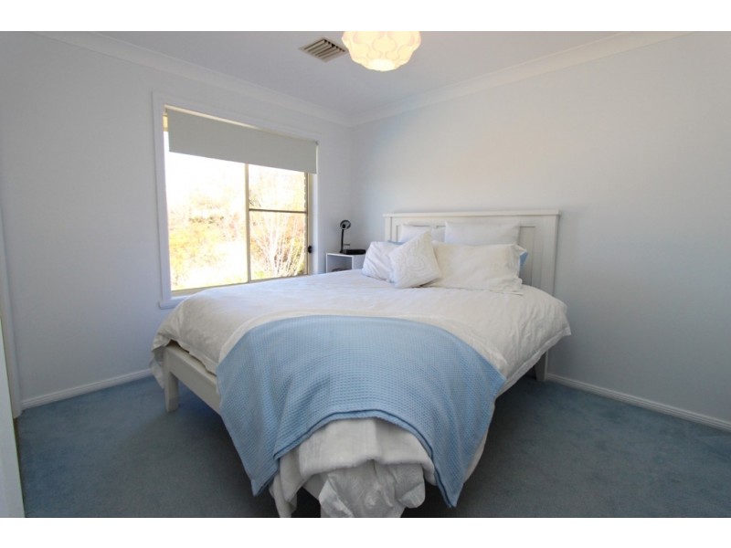 3 Cherrywood Crescent, Llanarth NSW 2795